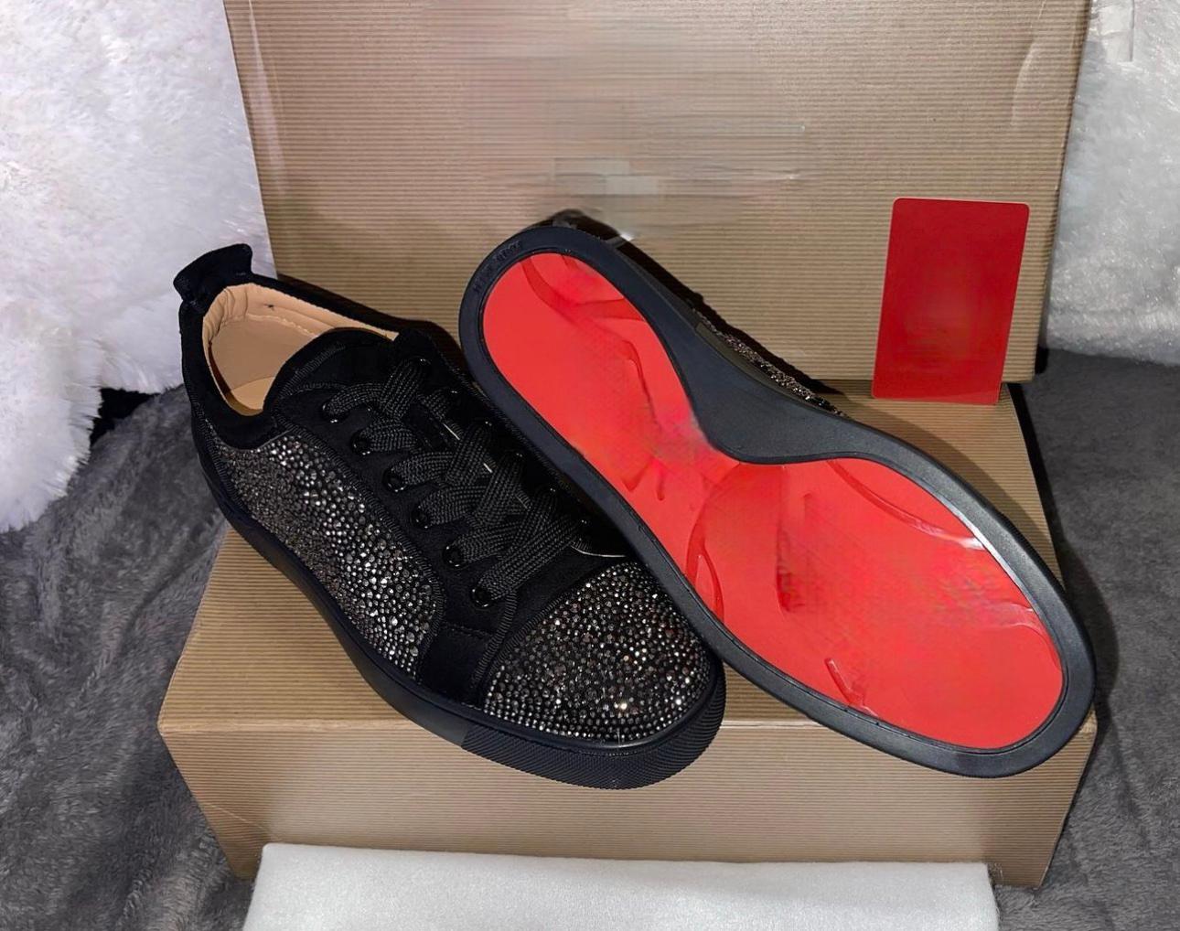 Sparkly hotsell red bottoms